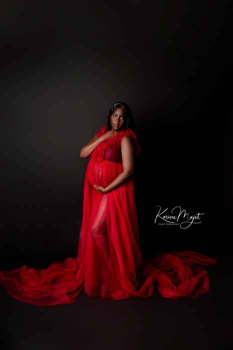 prêt de robe de grossese pour les shootings de femme enceinte avec Karine Majet photographe