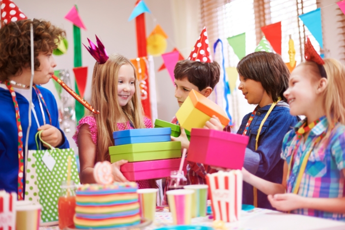 idées pour animer un anniversaire d'un enfant de 4 ans : activités, jeux et gâteau