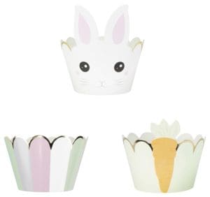 décoration pour les cupcakes spécial Pâques avec des motifs lapin, carotte et des couleurs pastel