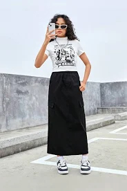 tenues pour adolescente tee-shirt à message et jupe longue